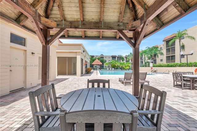 10401 W Broward Blvd 209, Plantation, FL 33324