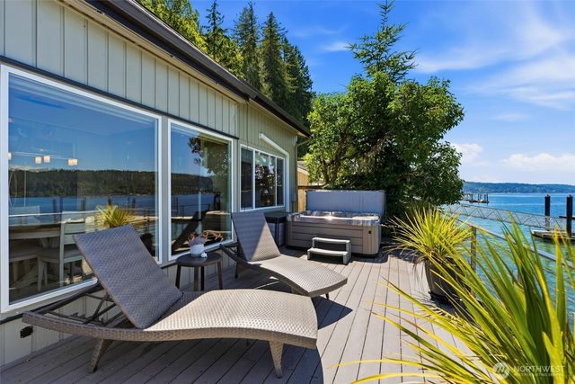 10921 E State Route 106, Union, WA 98592