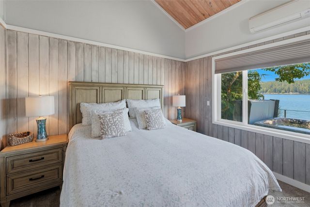 10921 E State Route 106, Union, WA 98592
