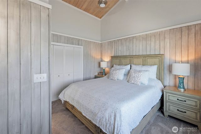 10921 E State Route 106, Union, WA 98592