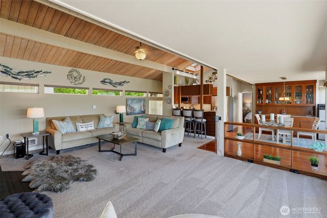 10921 E State Route 106, Union, WA 98592