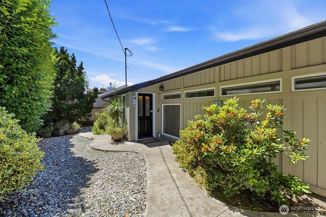 10921 E State Route 106, Union, WA 98592
