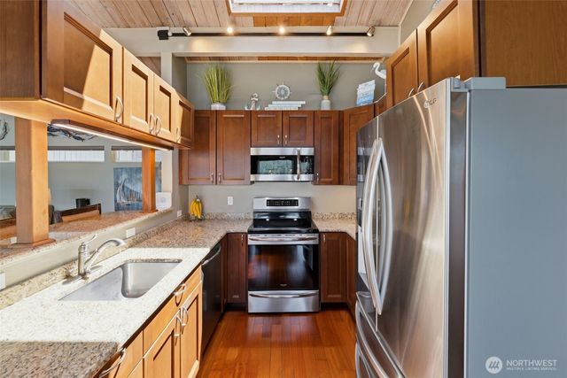 10921 E State Route 106, Union, WA 98592