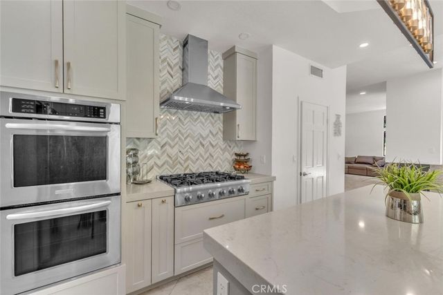 6066 Lake Lindero DR, Agoura Hills, CA 91301