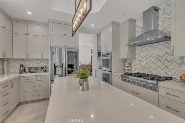 6066 Lake Lindero DR, Agoura Hills, CA 91301