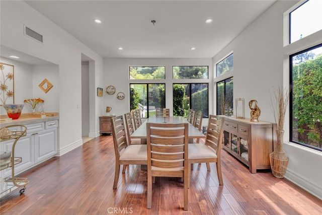 6066 Lake Lindero DR, Agoura Hills, CA 91301