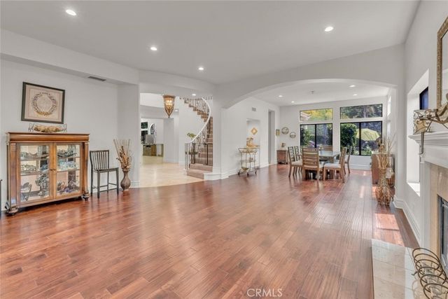 6066 Lake Lindero DR, Agoura Hills, CA 91301