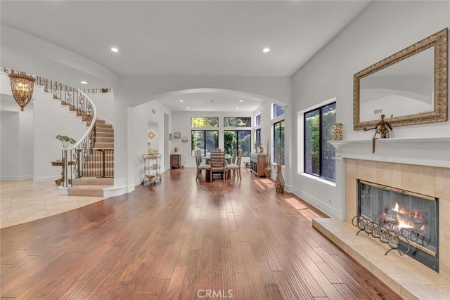 6066 Lake Lindero DR, Agoura Hills, CA 91301