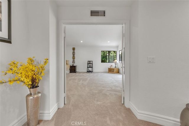 6066 Lake Lindero DR, Agoura Hills, CA 91301