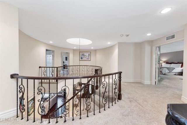 6066 Lake Lindero DR, Agoura Hills, CA 91301