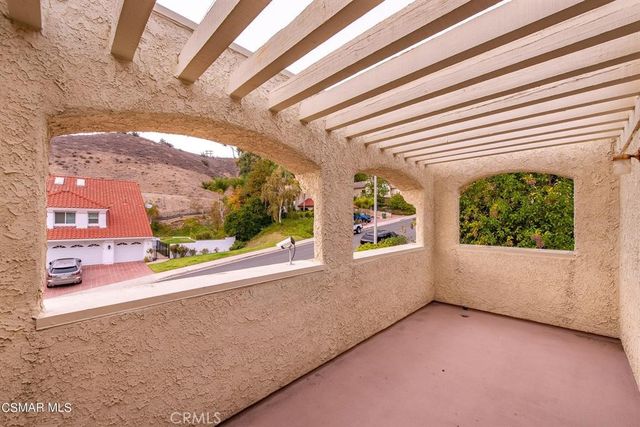 6066 Lake Lindero DR, Agoura Hills, CA 91301