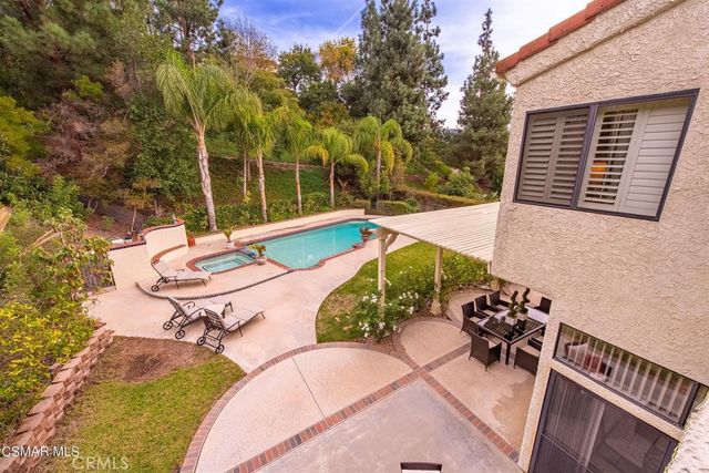 6066 Lake Lindero DR, Agoura Hills, CA 91301