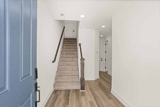 166 Barton Village Boulevard, Lebanon, TN 37090