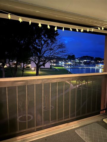 203 Lakeview Terrace G, Montgomery, TX 77356