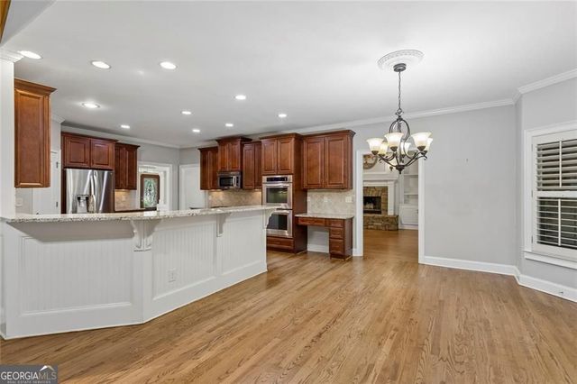 834 Waterford Estates Manor, Canton, GA 30115