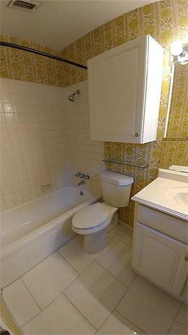 1126 Wisterwood Drive, Houston, TX 77043