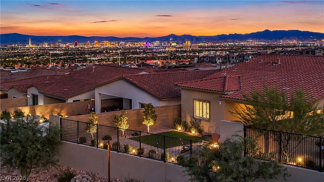 11724 Hatchling Avenue, Las Vegas, NV 89138