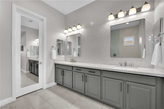 11724 Hatchling Avenue, Las Vegas, NV 89138