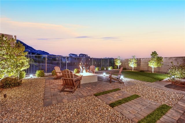 11724 Hatchling Avenue, Las Vegas, NV 89138
