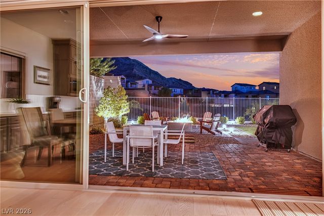 11724 Hatchling Avenue, Las Vegas, NV 89138
