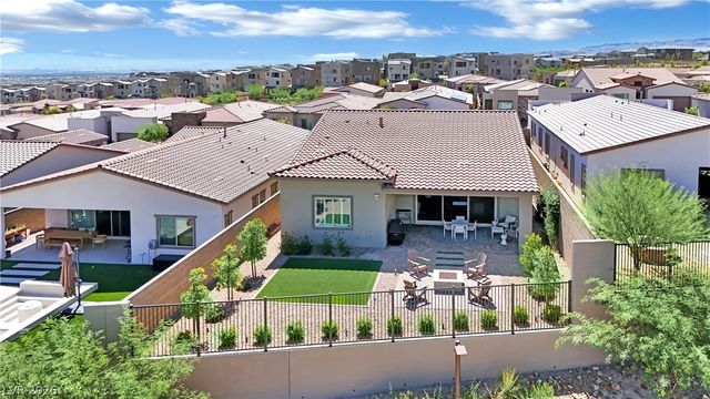 11724 Hatchling Avenue, Las Vegas, NV 89138