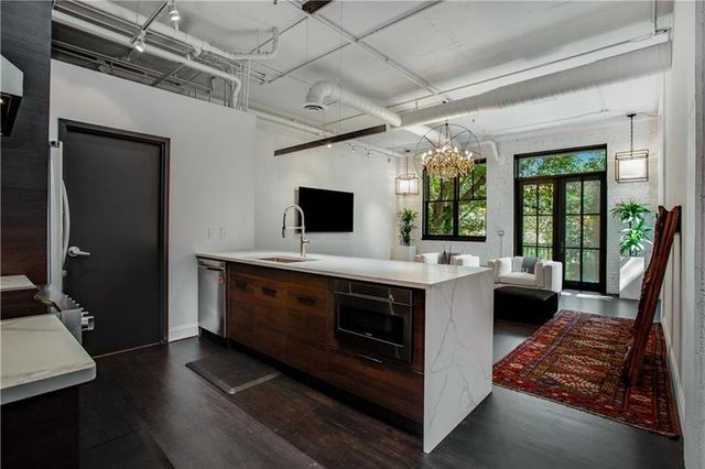 3235 Roswell Road NE 409, Atlanta, GA 30305