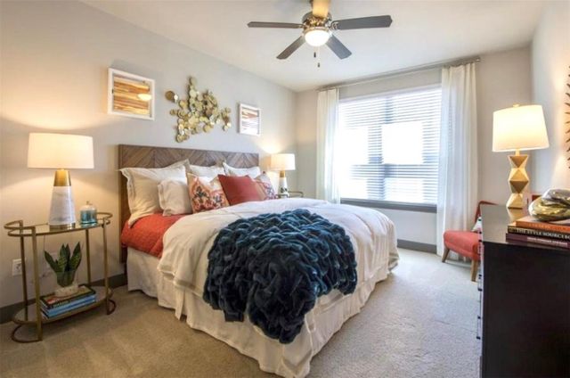 2910 Milam St Street 1214, Houston, TX 77006