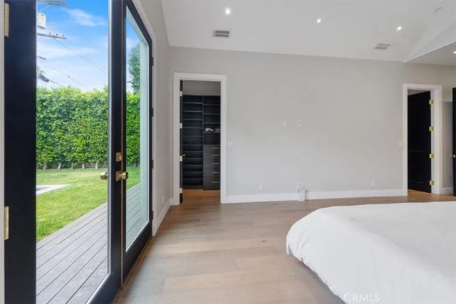 14717 Otsego Street, Sherman Oaks, CA 91403