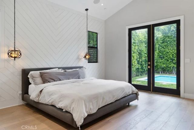 14717 Otsego Street, Sherman Oaks, CA 91403