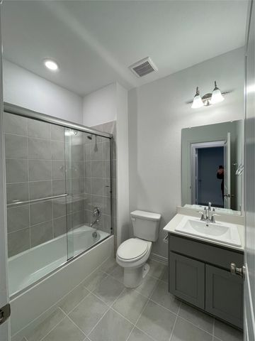 9931 Tolbert Street, Irving, TX 75063