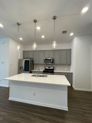 9931 Tolbert Street, Irving, TX 75063