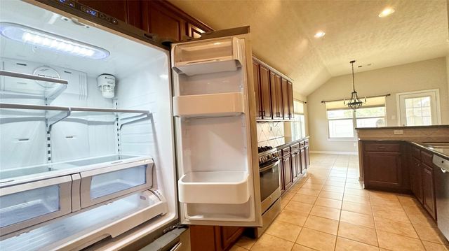 18903 Pinewood Point Lane, Tomball, TX 77377