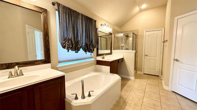 18903 Pinewood Point Lane, Tomball, TX 77377