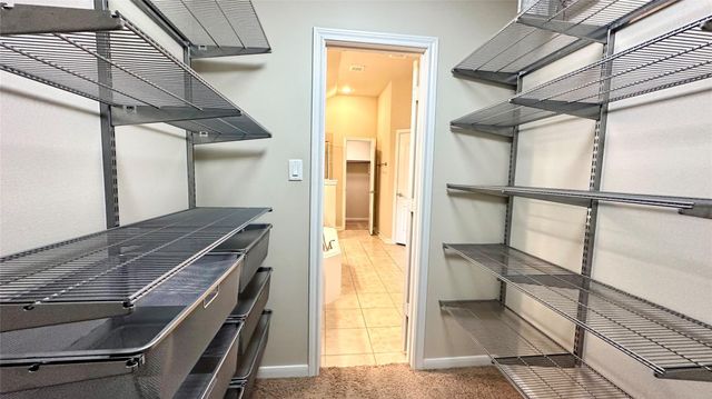 18903 Pinewood Point Lane, Tomball, TX 77377