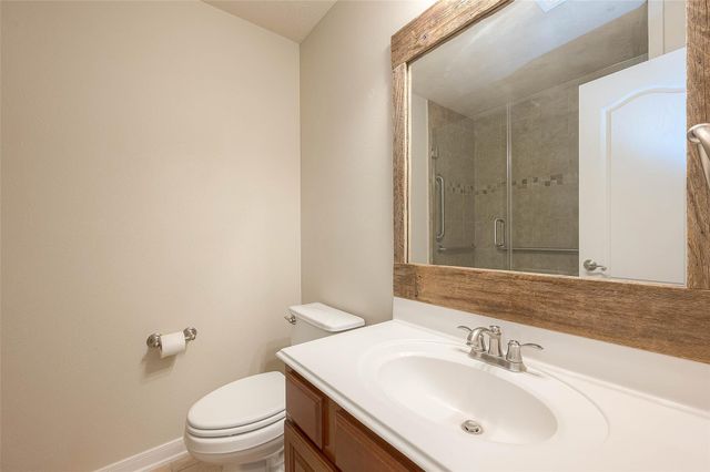 18903 Pinewood Point Lane, Tomball, TX 77377