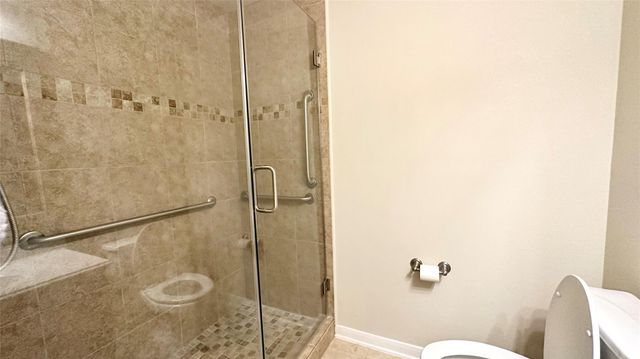 18903 Pinewood Point Lane, Tomball, TX 77377
