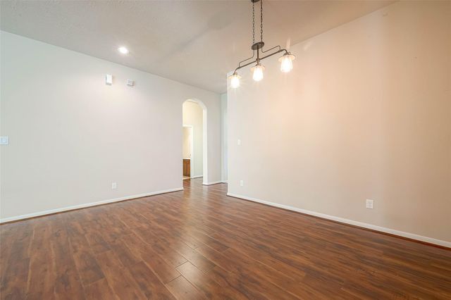 18903 Pinewood Point Lane, Tomball, TX 77377