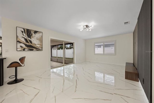 5921 DENVER STREET NE, St Petersburg, FL 33703