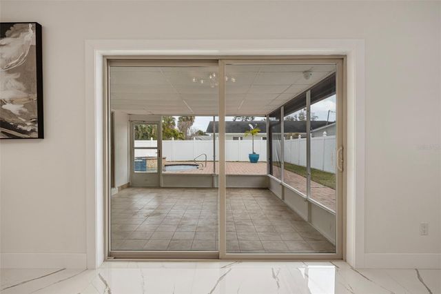 5921 DENVER STREET NE, St Petersburg, FL 33703