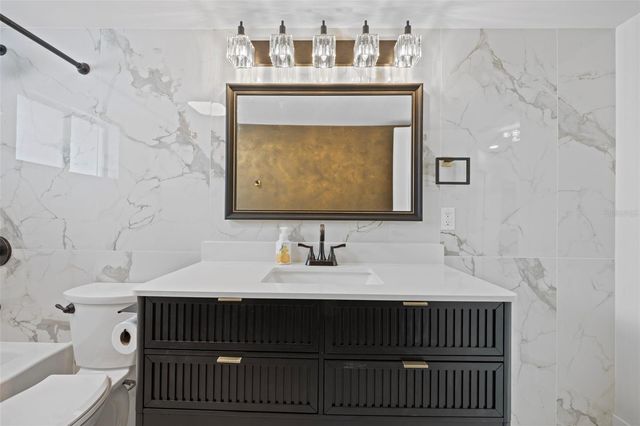 5921 DENVER STREET NE, St Petersburg, FL 33703