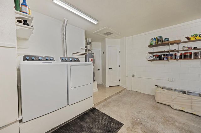 5921 DENVER STREET NE, St Petersburg, FL 33703