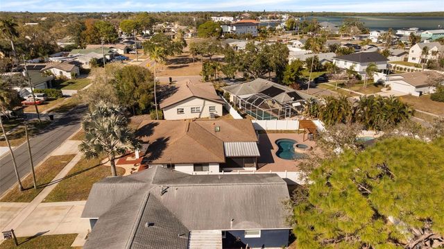 5921 DENVER STREET NE, St Petersburg, FL 33703