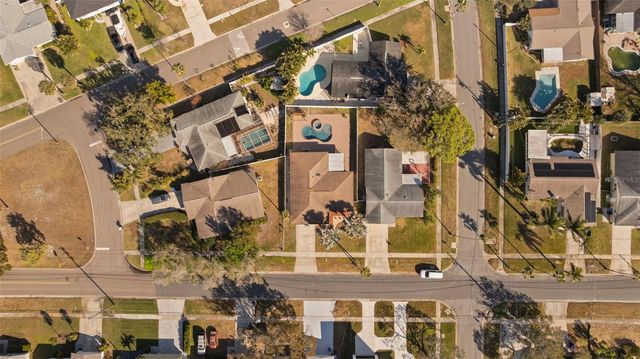 5921 DENVER STREET NE, St Petersburg, FL 33703