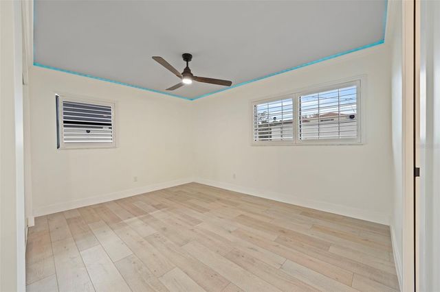 5921 DENVER STREET NE, St Petersburg, FL 33703