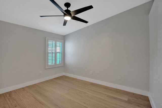 876 Jeffery Street, Boca Raton, FL 33487
