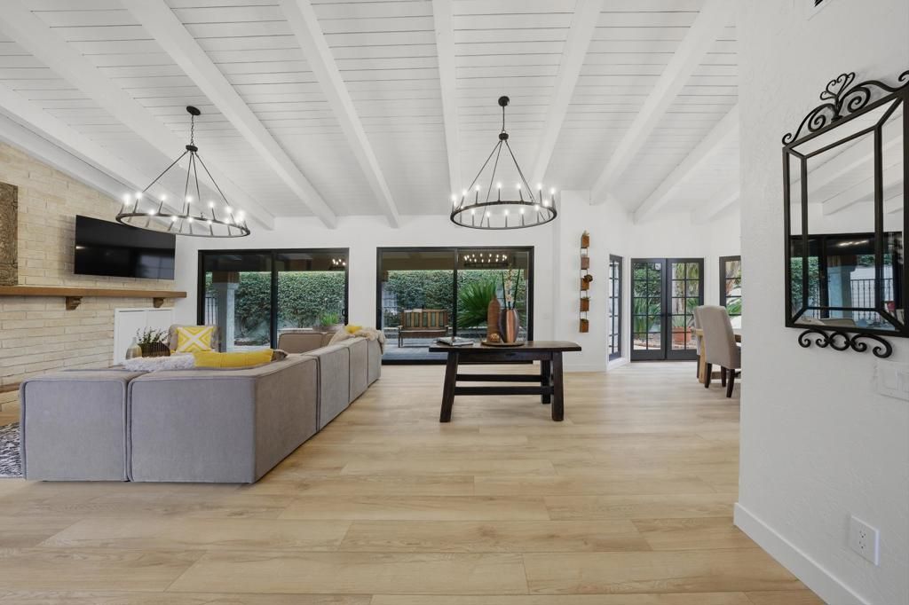 Image 6 of property listing at 45495 Osage Court, Indian Wells, CA 92210