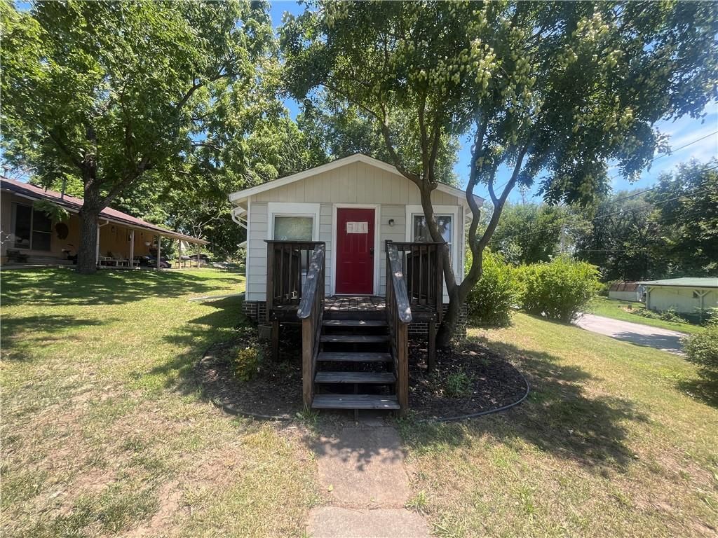 711 Shotwell Street, Warrensburg, MO 64093