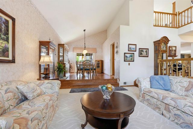 8904 Royal Gate Way, Elk Grove, CA 95624