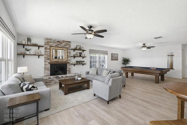 8904 Royal Gate Way, Elk Grove, CA 95624