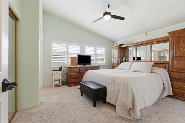 8904 Royal Gate Way, Elk Grove, CA 95624